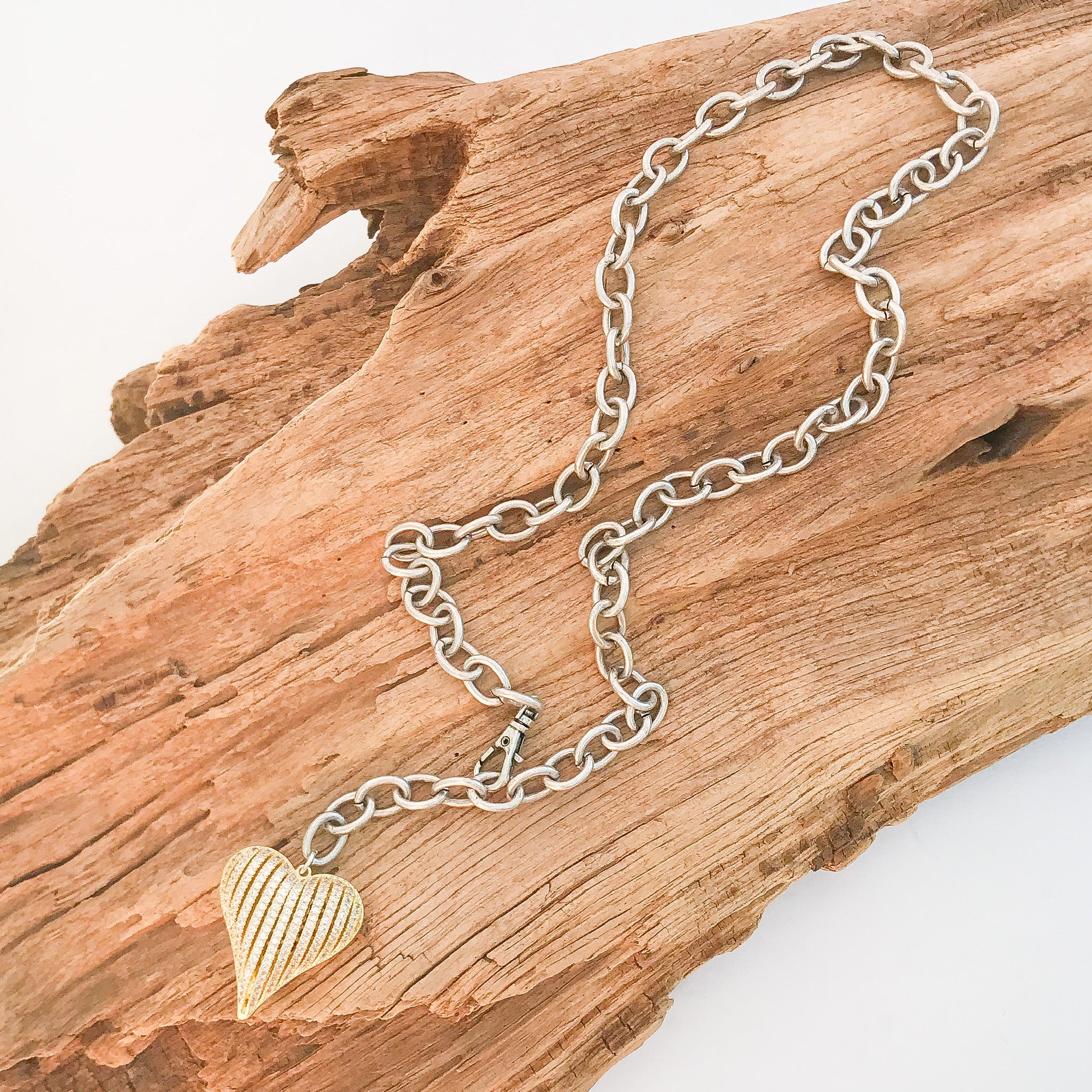 Ribbon Heart on Cable Chain Necklace