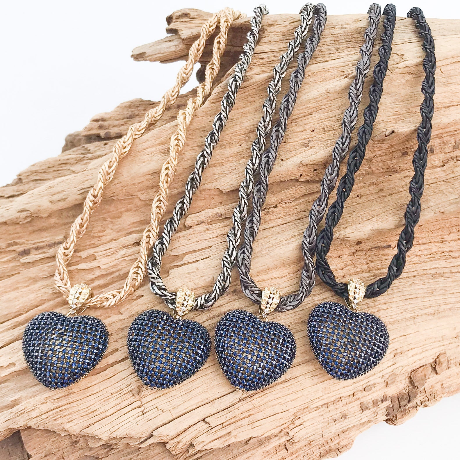 Filigree Heart on Lg Twisted Rope