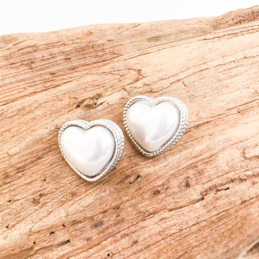 Heart Puff Pearl Earrings