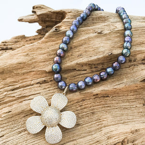 The Wildflower Pearl