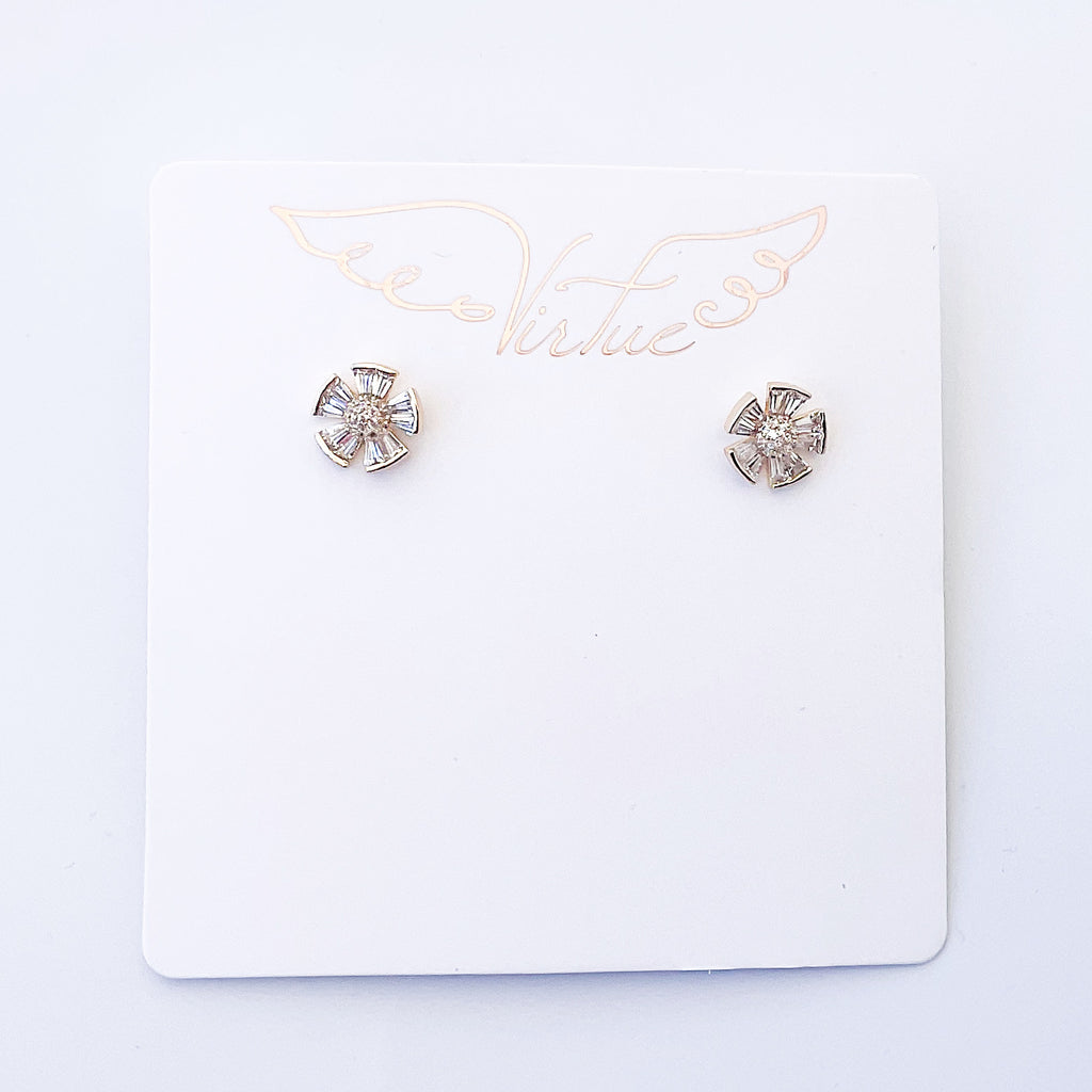 Wheel Flower Stud