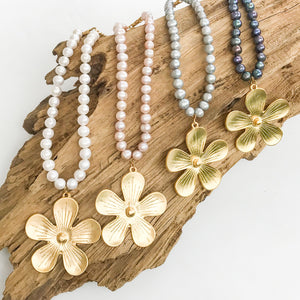 Retro Flower on Potato Pearls