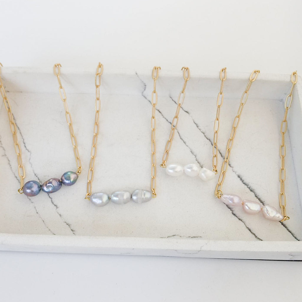 15” Large Paperclip Chain w/ Triple Pearl Connector