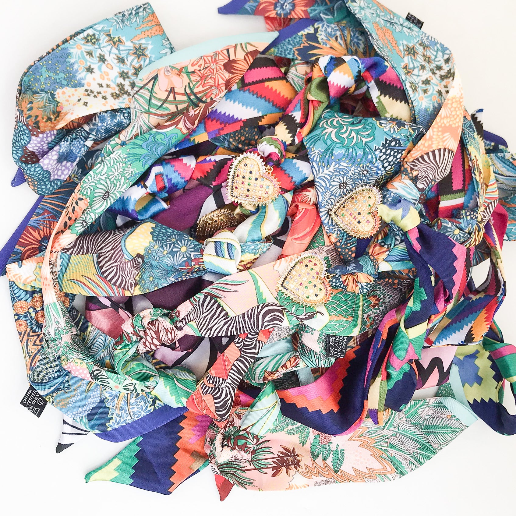 DOORBUSTER MYSTERY SCARF