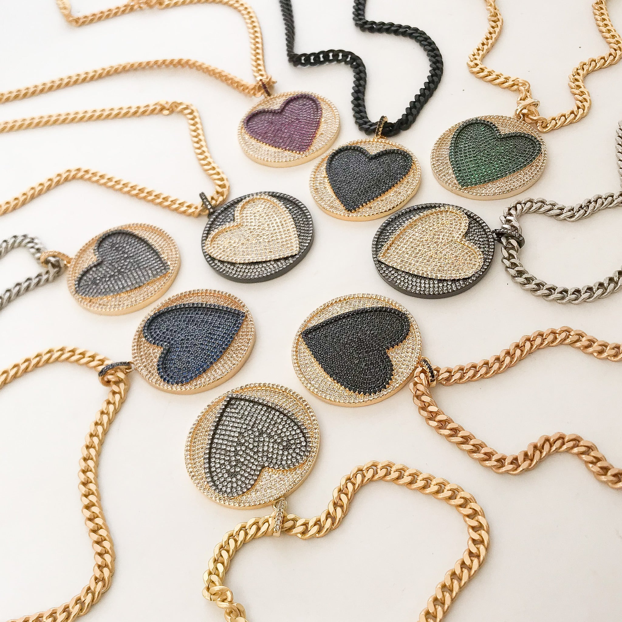 Pave Heart Disc on Med Curb 18"