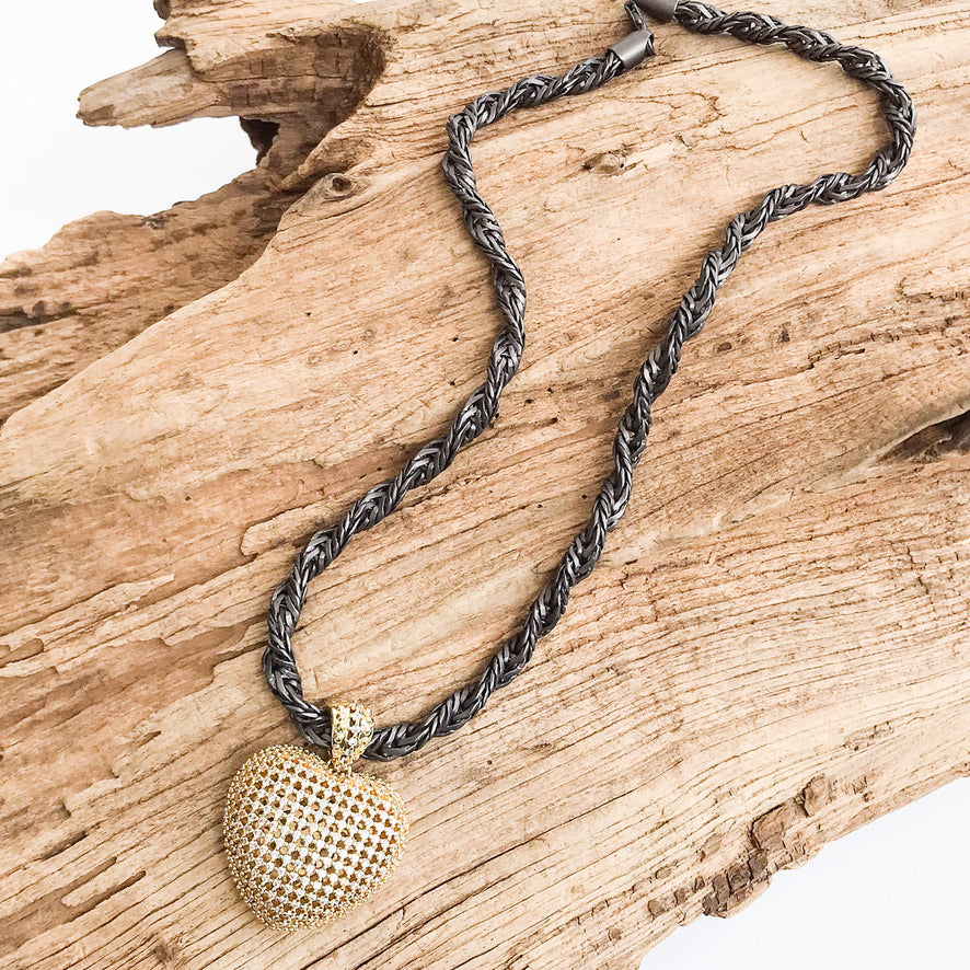 Filigree Heart on Lg Twisted Rope