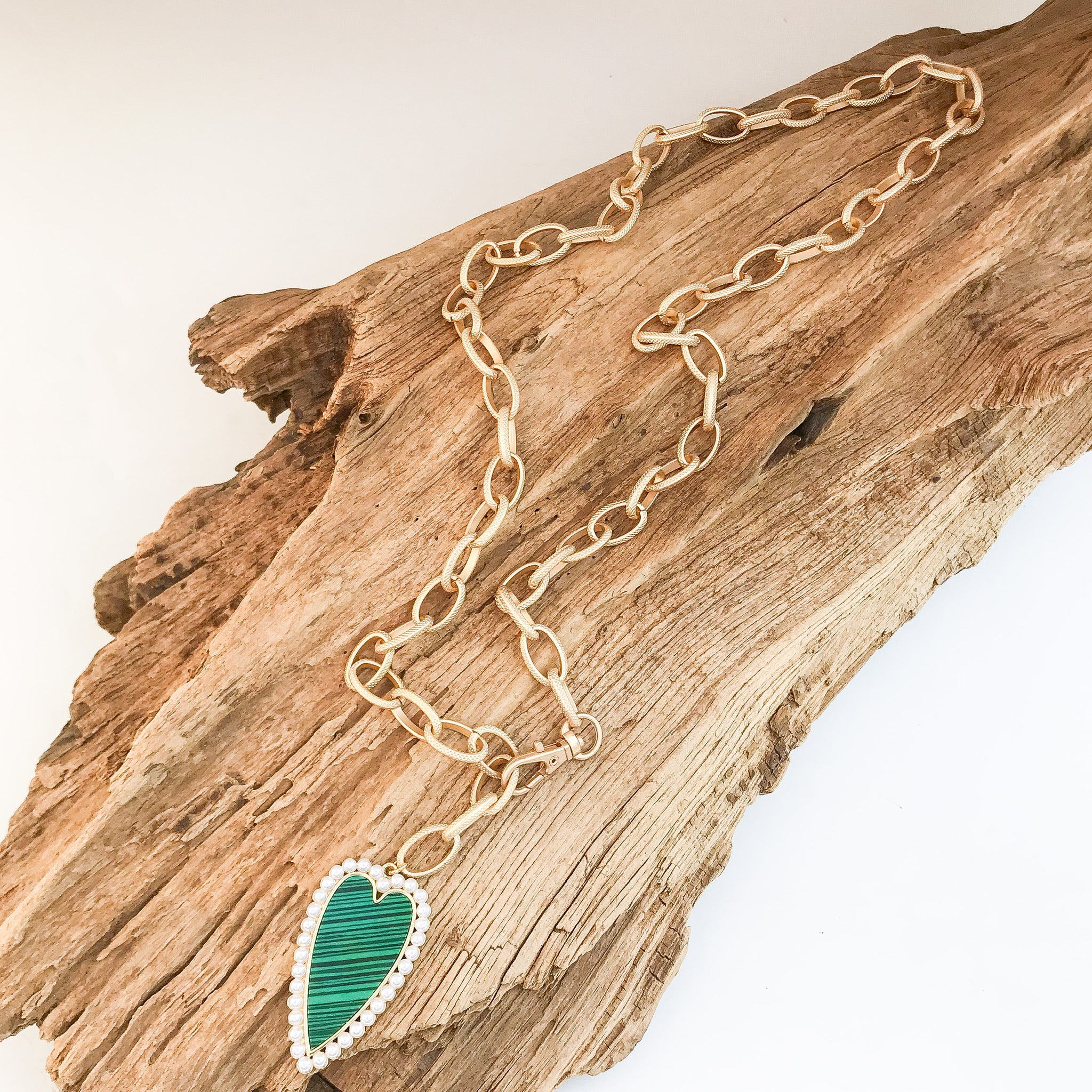 Long Pearl Trimmed Heart on Etched Chain