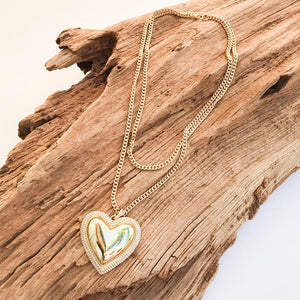 CZ Trimmed Metal Heart on Small Curb