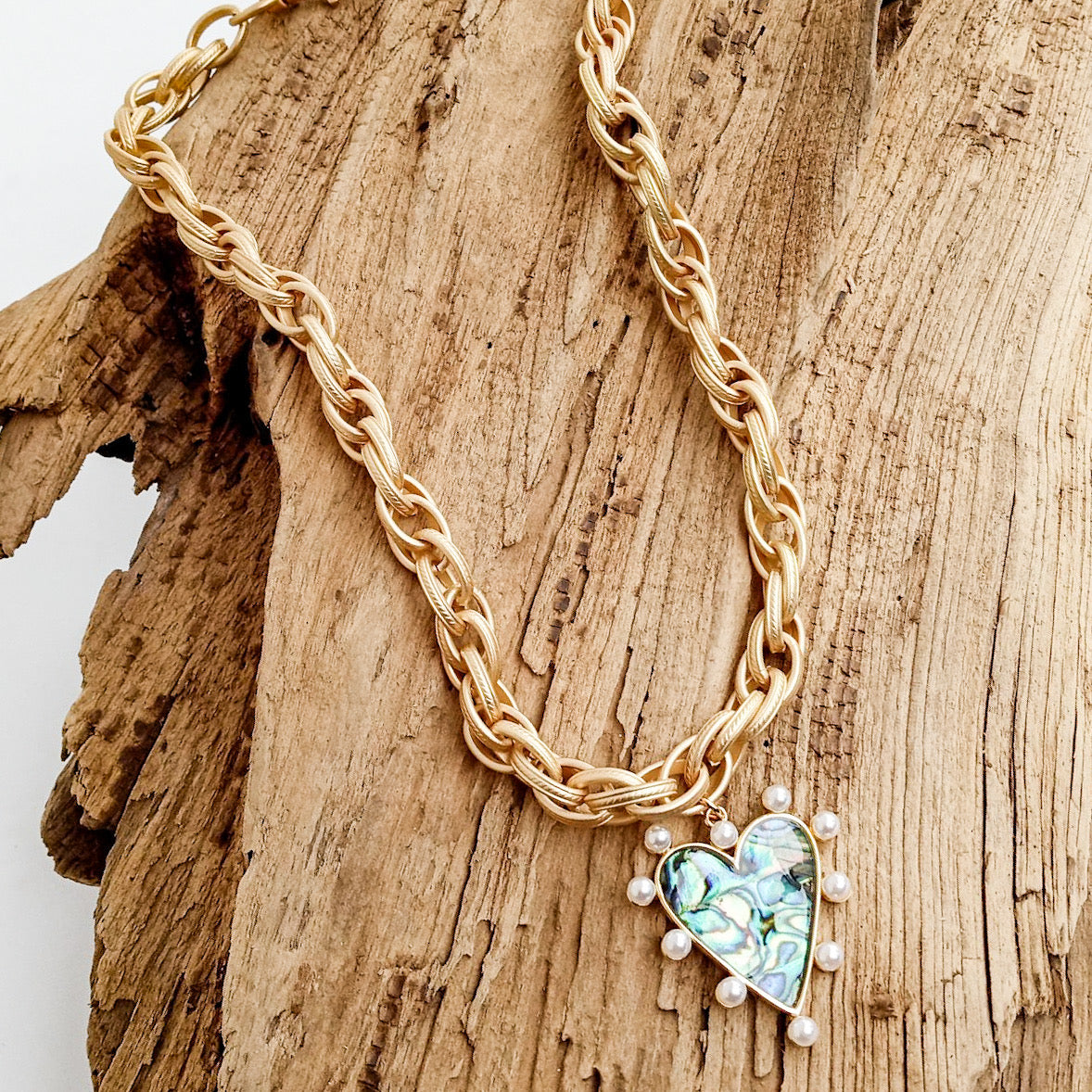 Pearl Studded Heart on Twisted Etched Chain