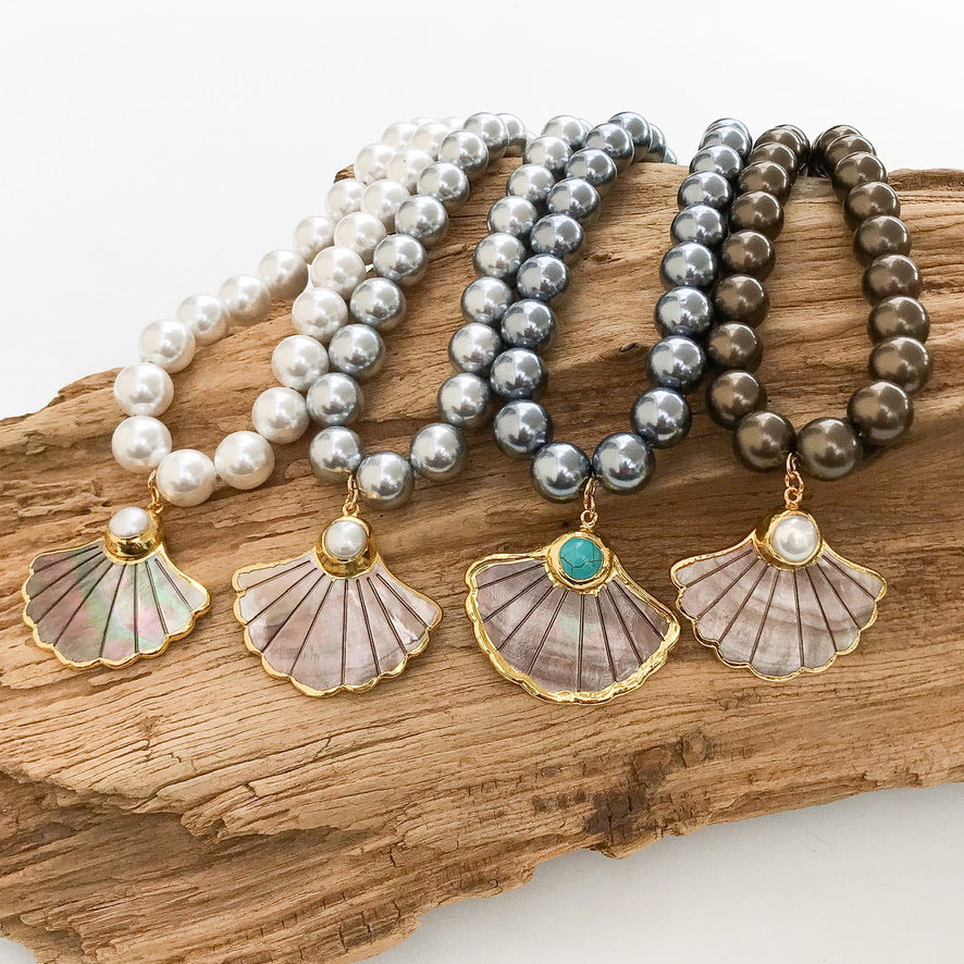 Fanned Pearl on Jumbo Pearl Necklace