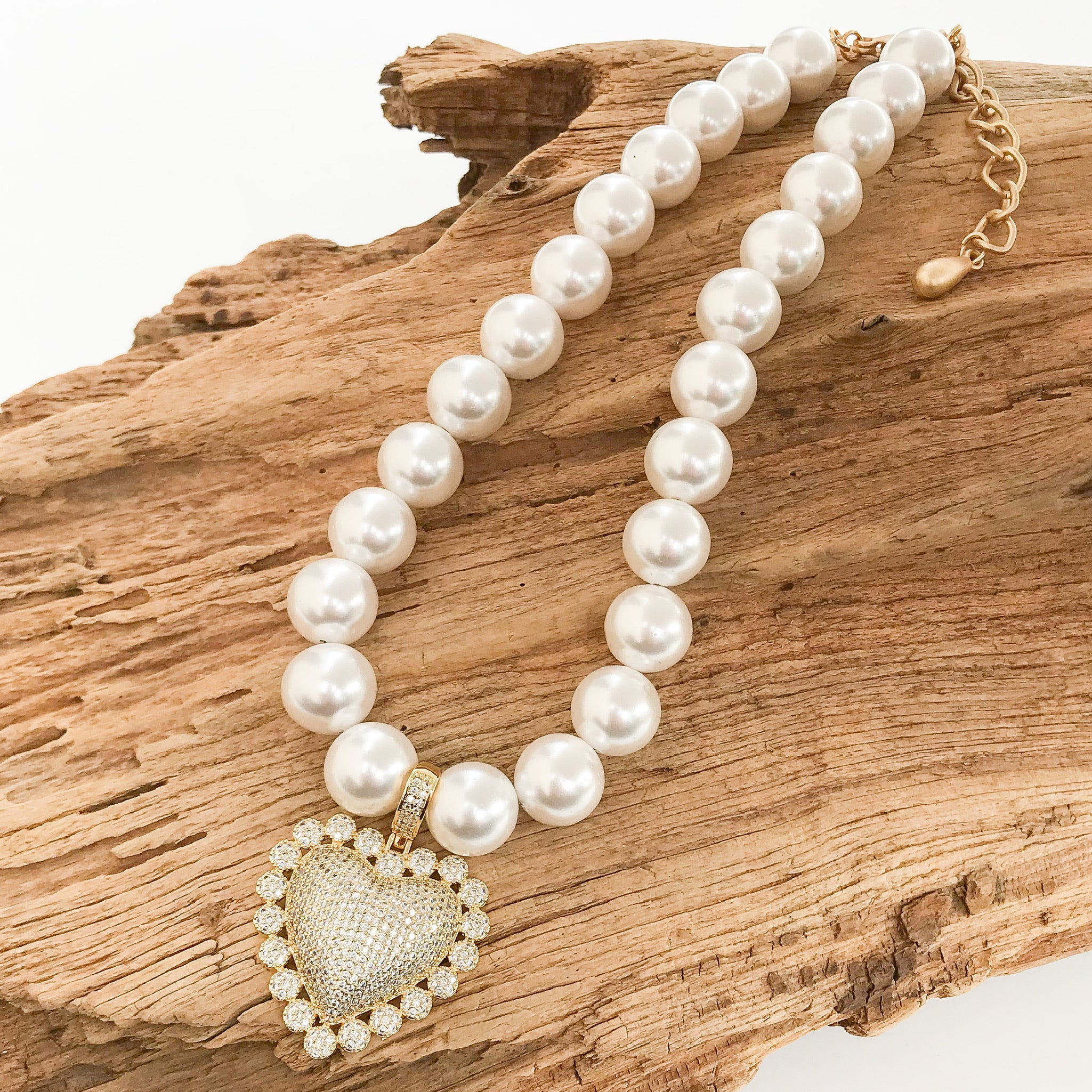 Heart on Jumbo Pearl Necklace
