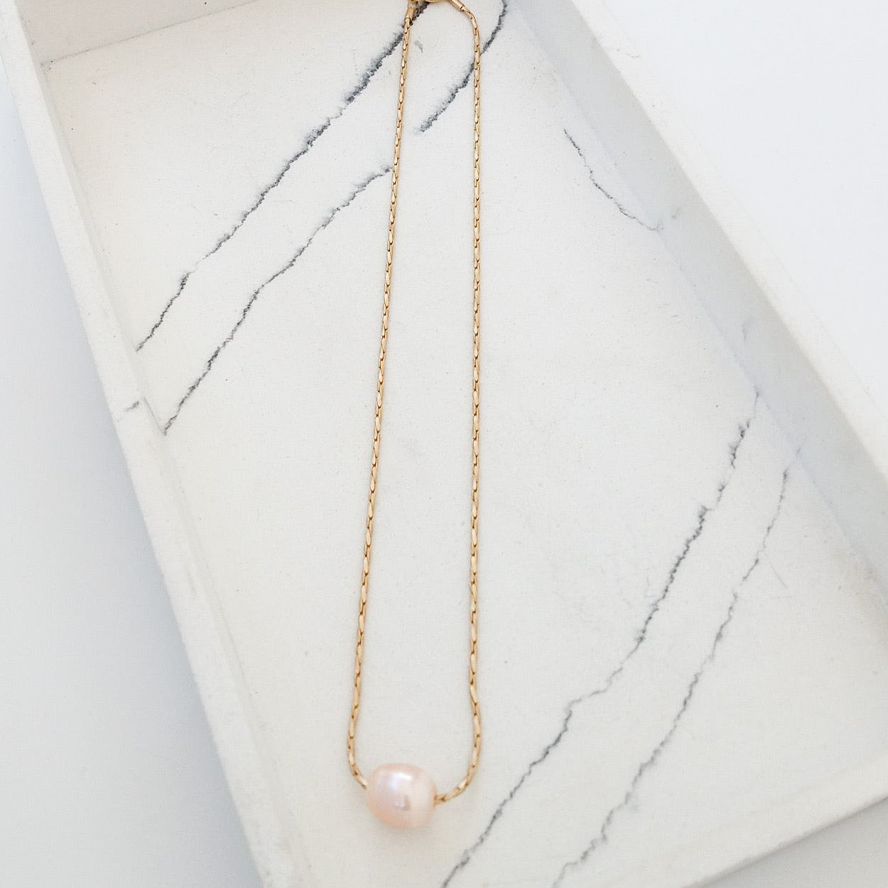 Petite Rope Chain 16” w/ Mini Pearl