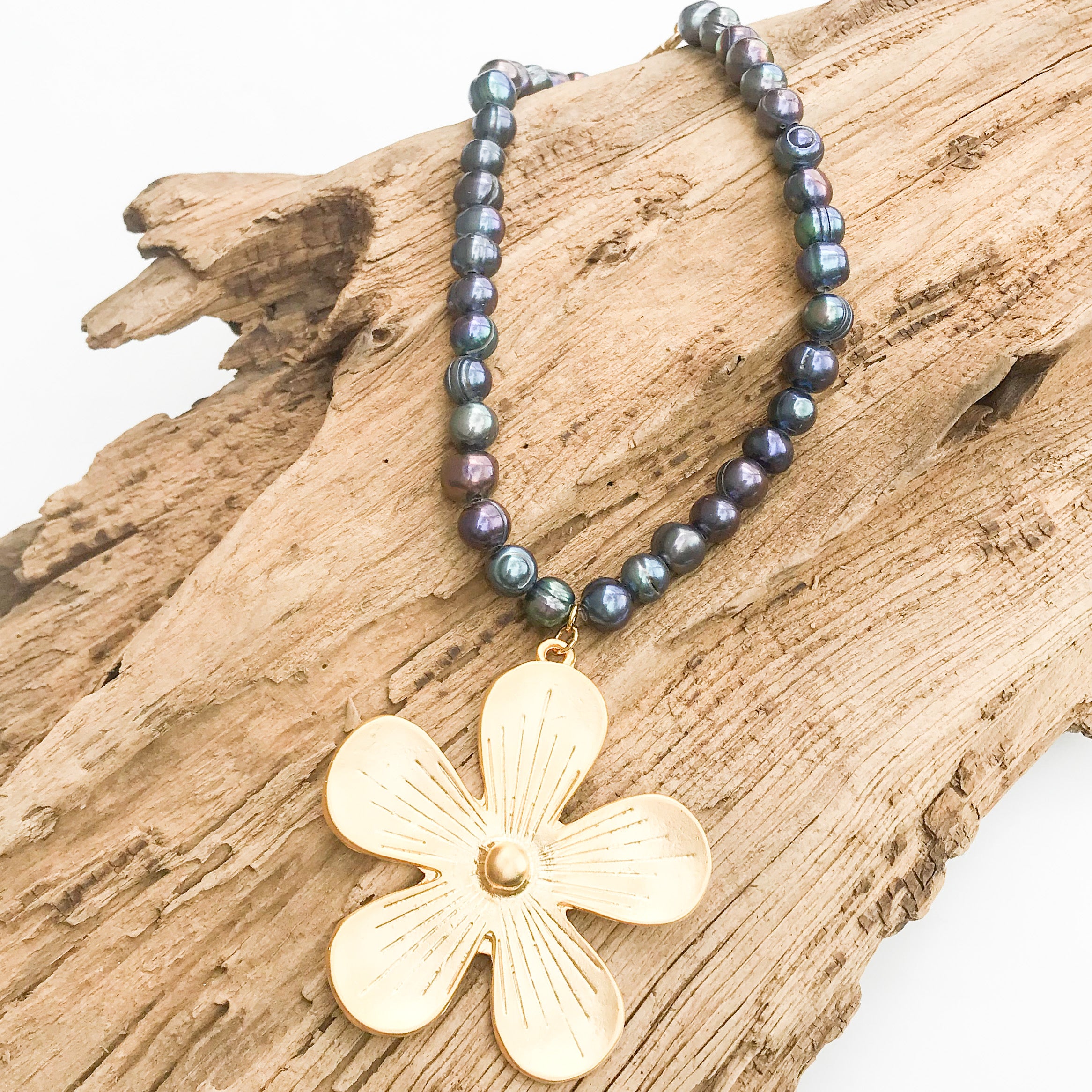 Retro Flower on Potato Pearls