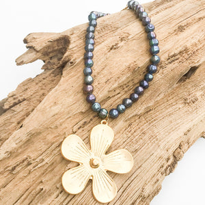 Retro Flower on Potato Pearls