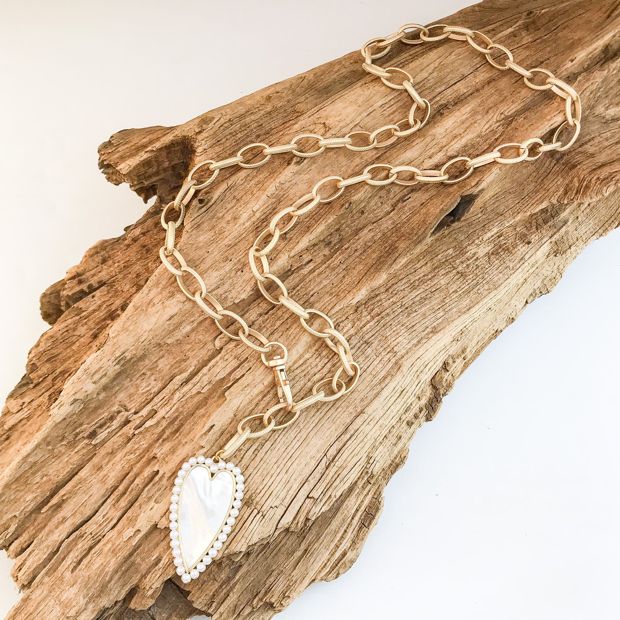Long Pearl Trimmed Heart on Etched Chain