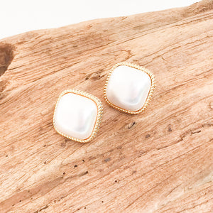 Square Puff Pearl Earrings