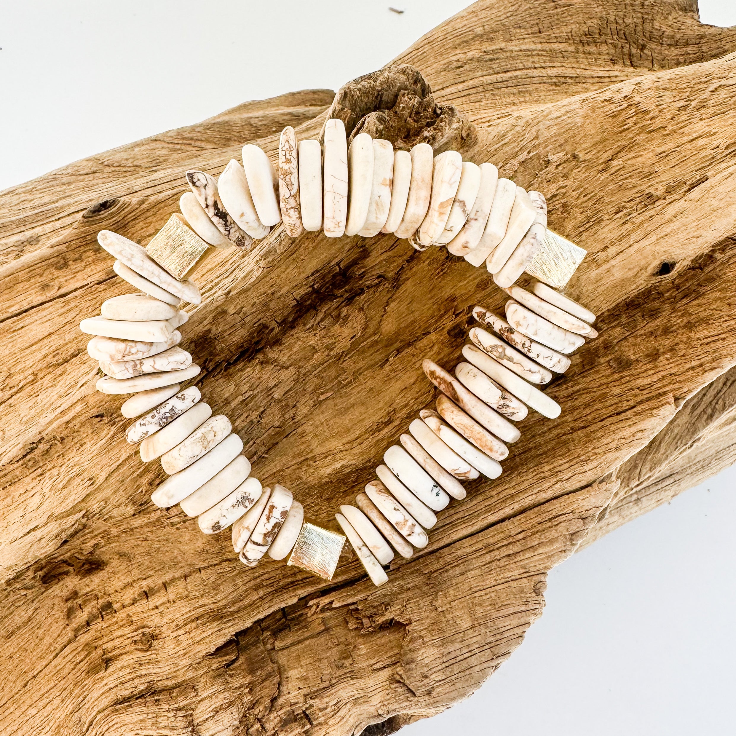 Chip Magnesite Colorblack Bracelet
