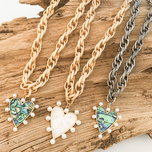 Pearl Studded Heart on Twisted Etched Chain
