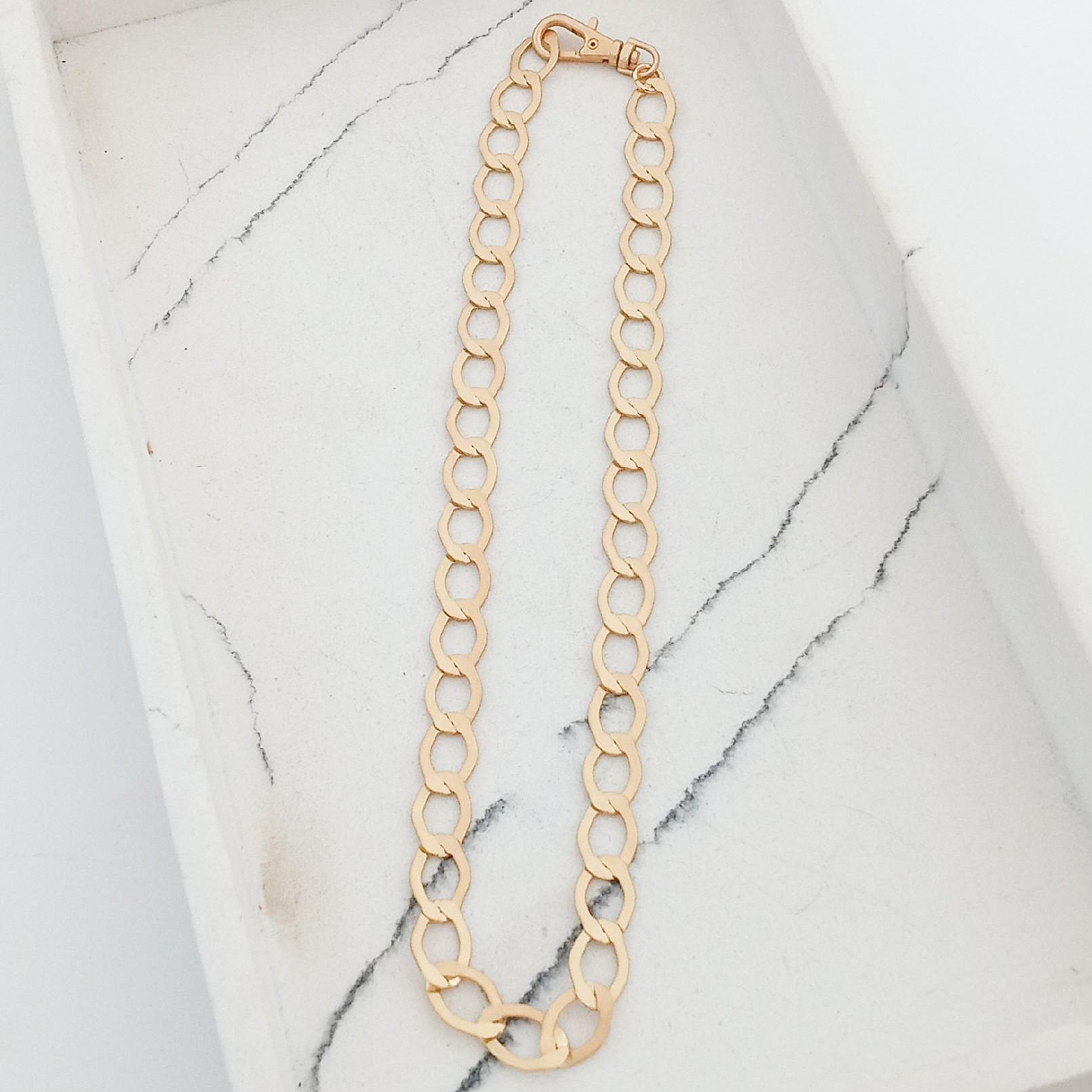 Hammered Oval Necklace