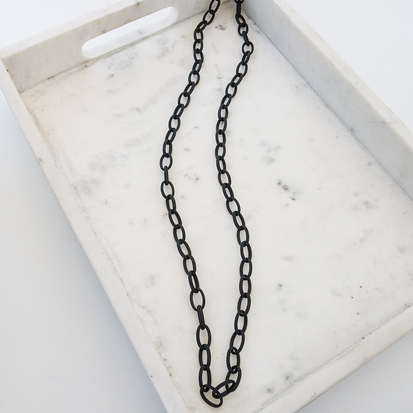 Long Etched Chain 32”