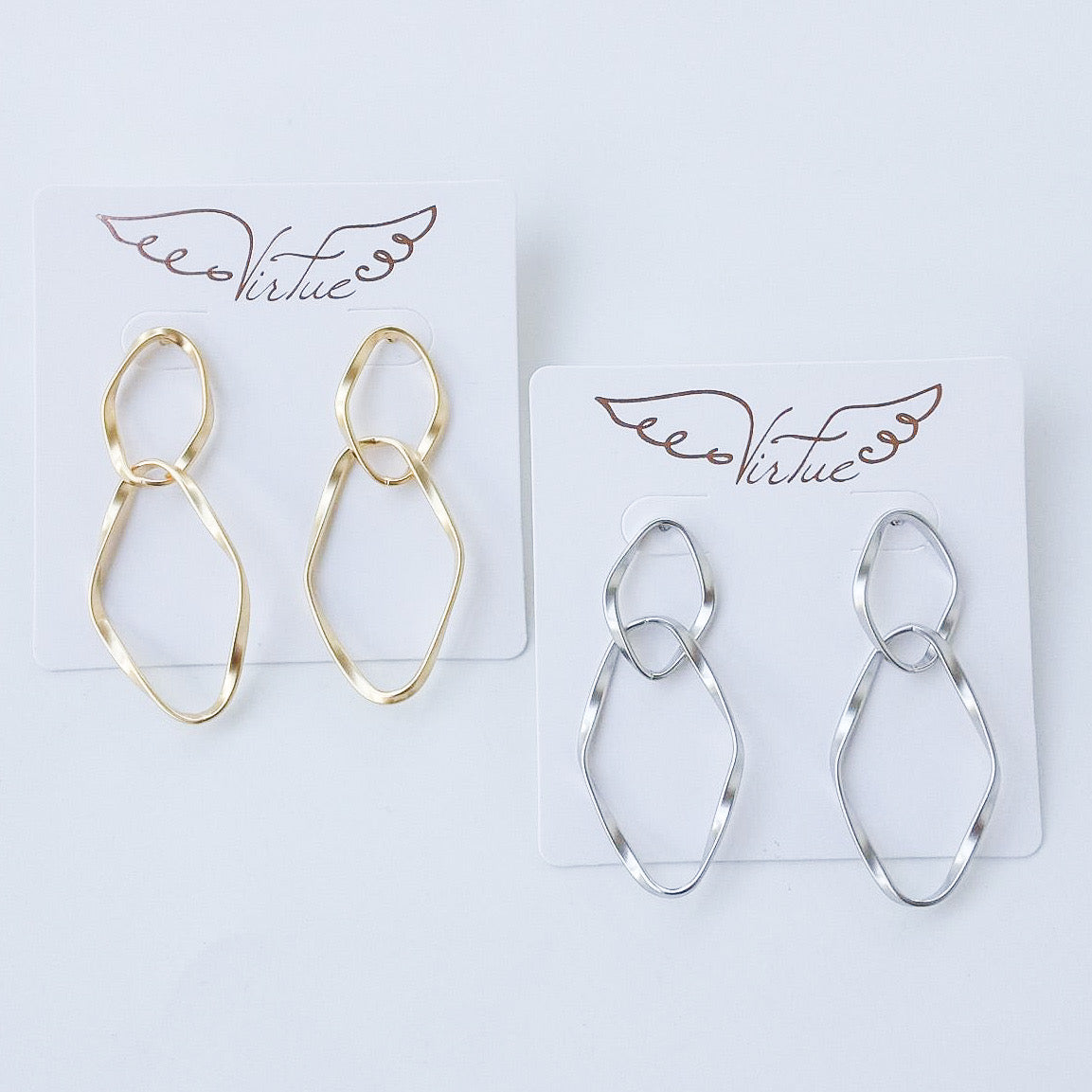 Twisted Link Hoops