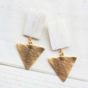 Shell Rectangle with Metal Triangle
