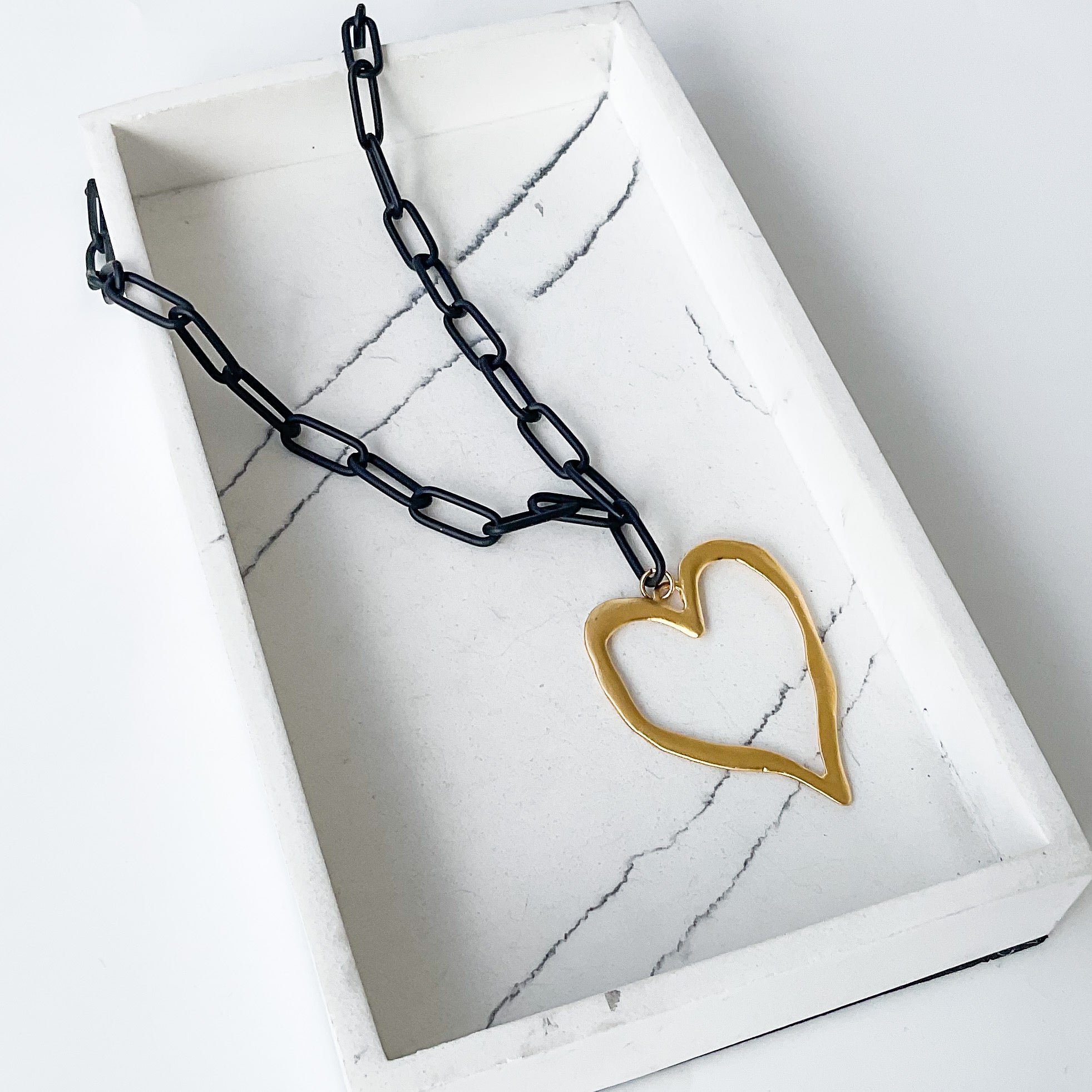18” XL Paperclip w Heart Pendant