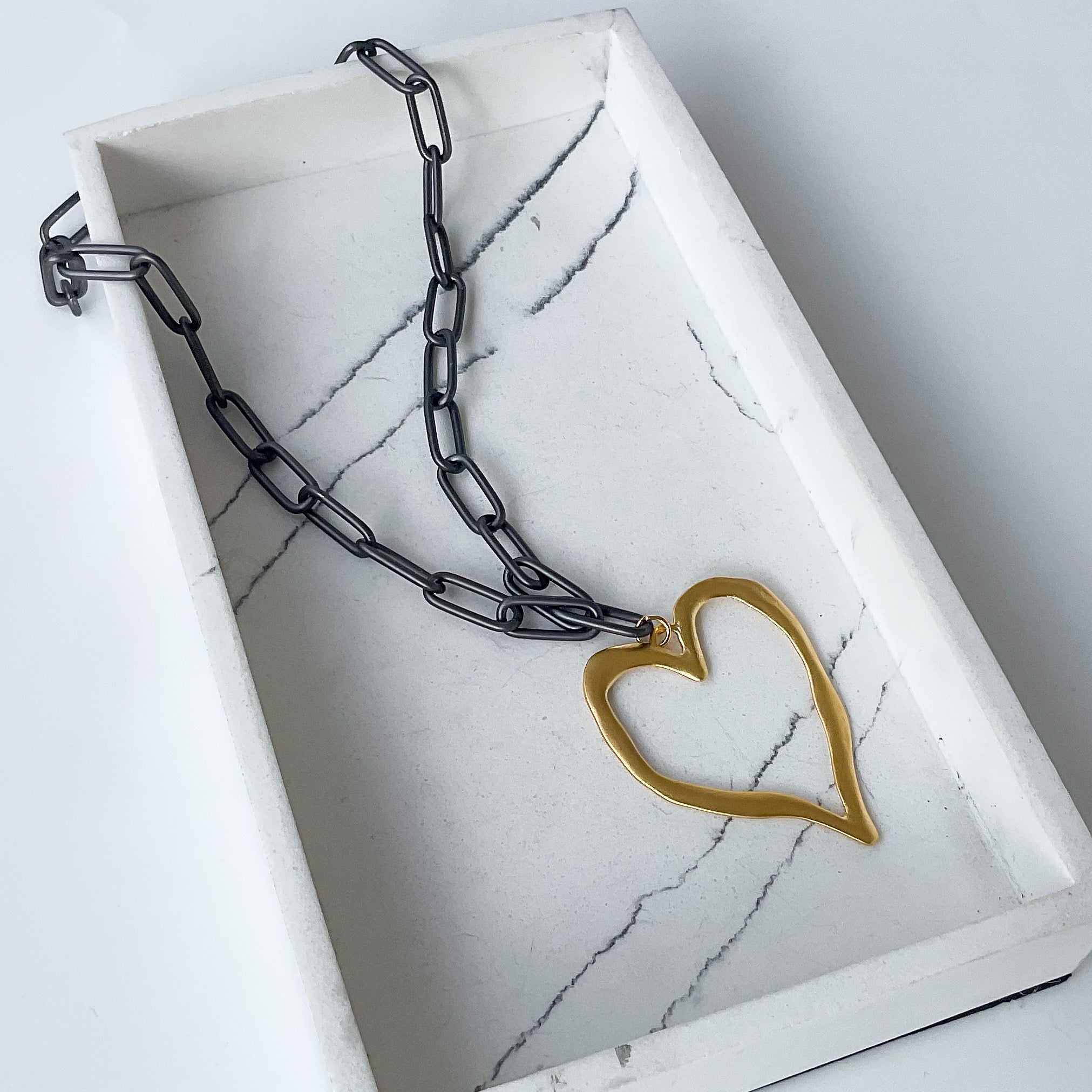 18” XL Paperclip w Heart Pendant