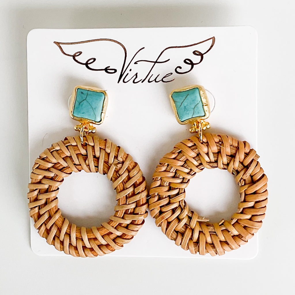 Turquoise Post w/ Wicker Circle