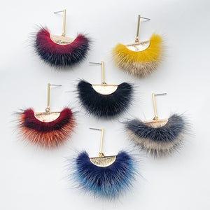 Ombré Fur on Bar Post