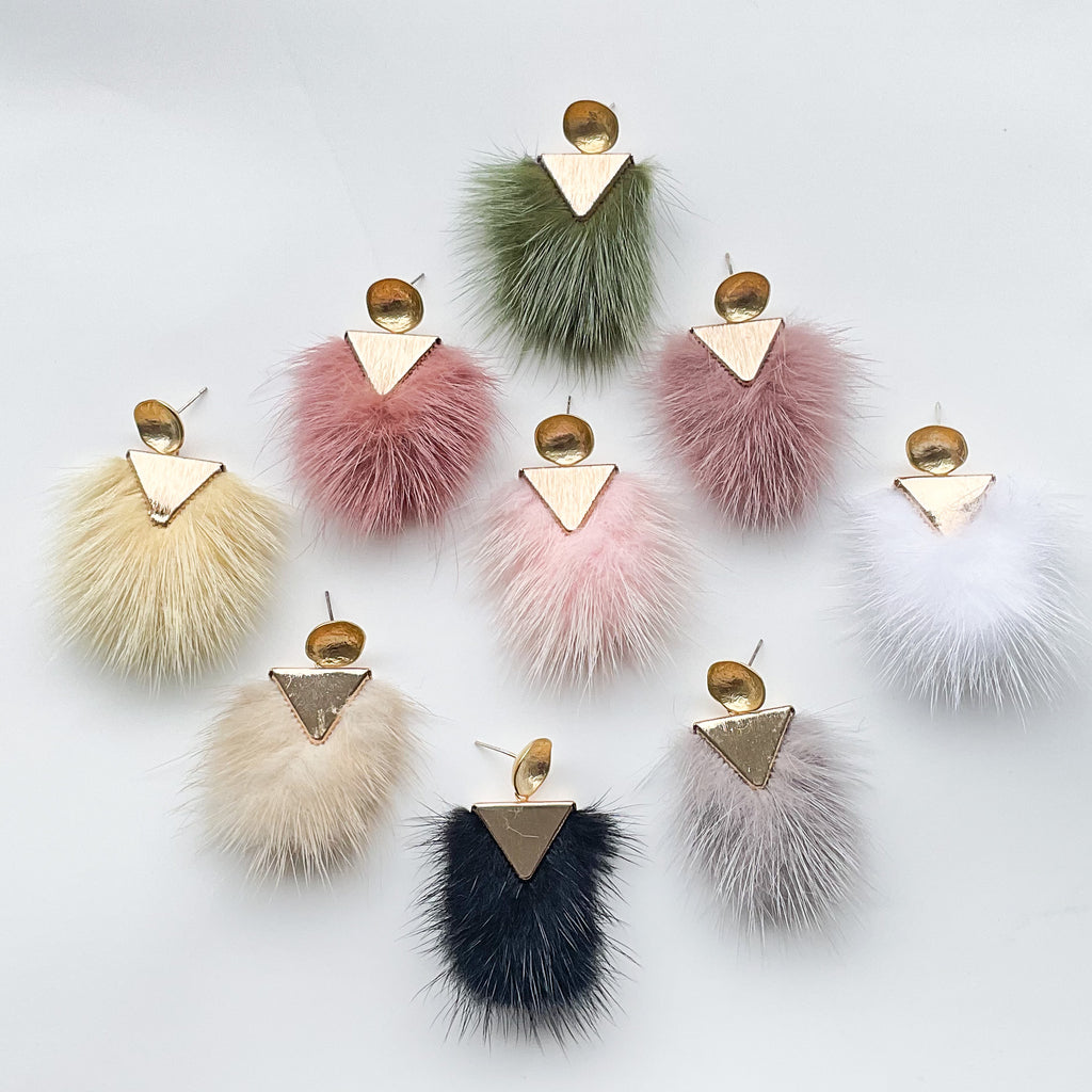 Hammered Post w/ Fur Pendant