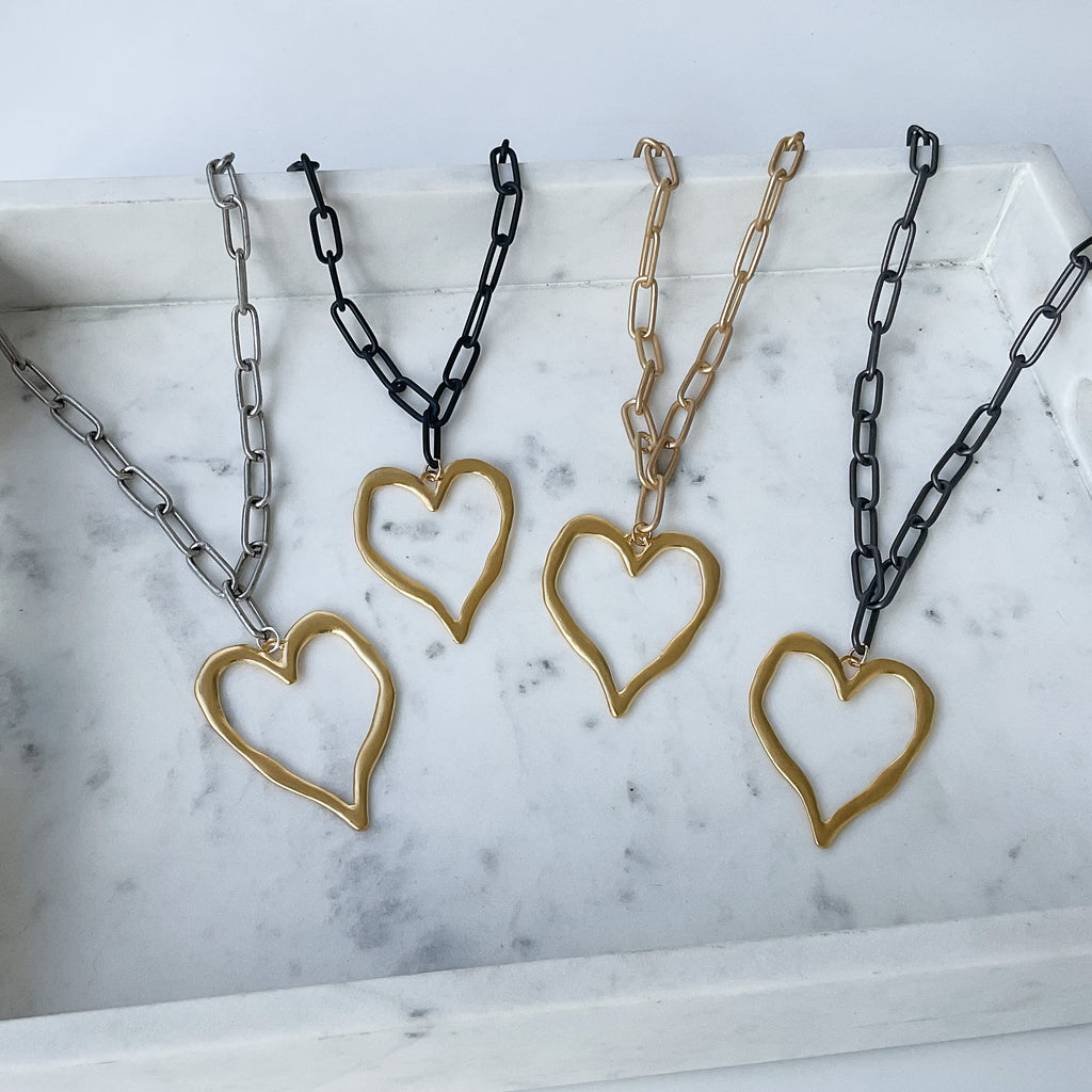 18” XL Paperclip w Heart Pendant
