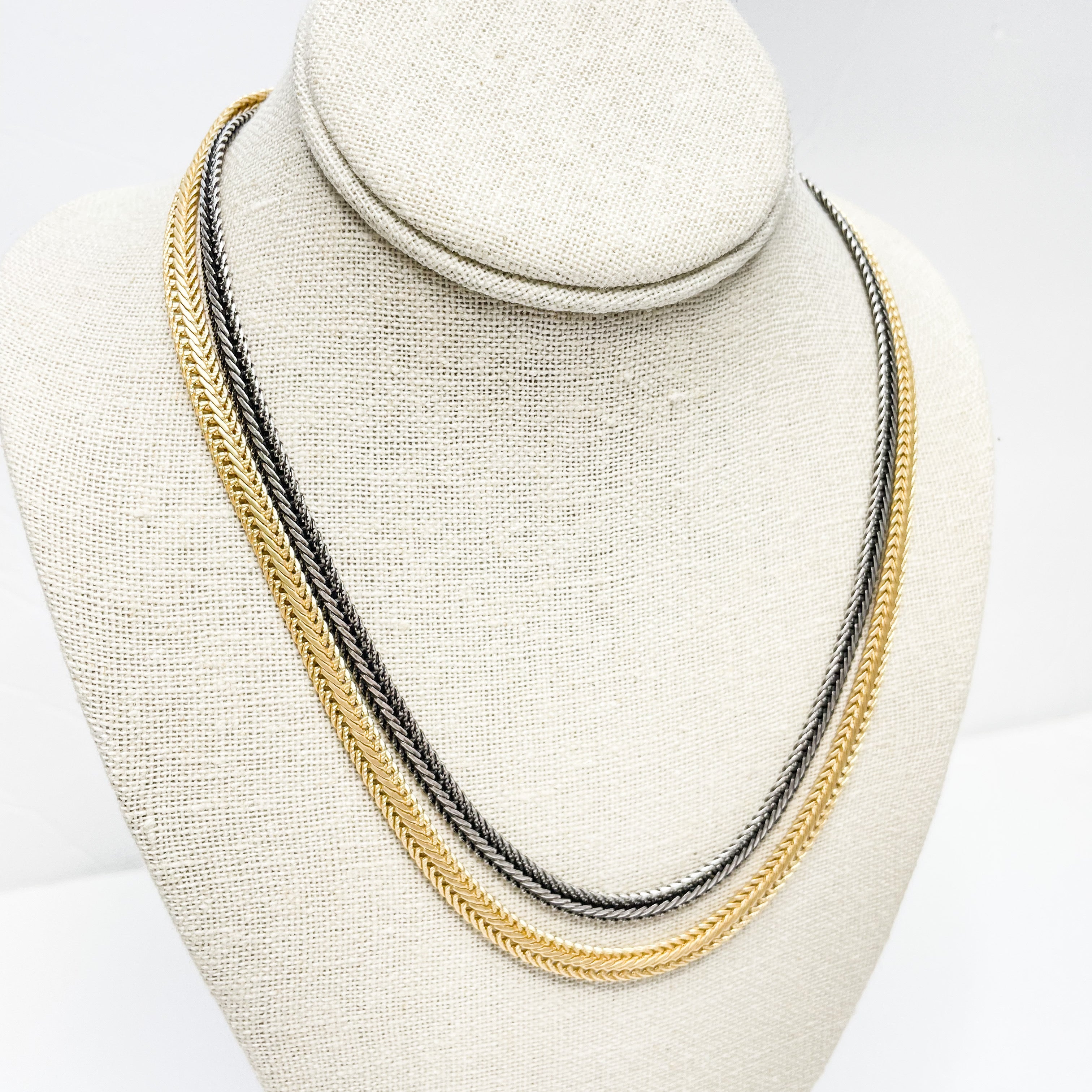 Double Flat Woven Chain 20”