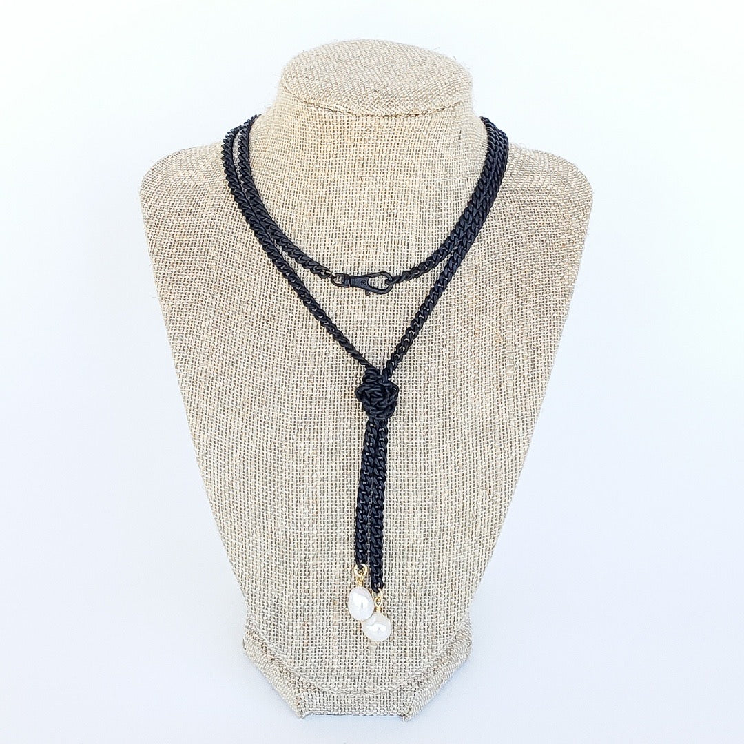 Knotted Curb Chain Necklace w/ Mini Pearls