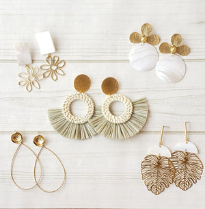 Shell Rectangle w/ Daisy